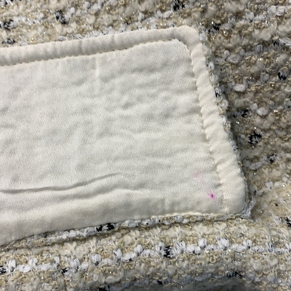 St. John Couture size 12 blazer with sparkle! Shoulder pads. tweed type - Picture 11 of 14